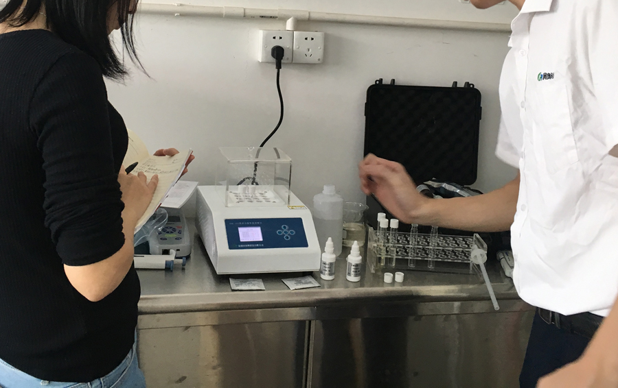 TR 900 便攜式多參數(shù)水質(zhì)檢測(cè)儀在紡織印染企業(yè)的應(yīng)用